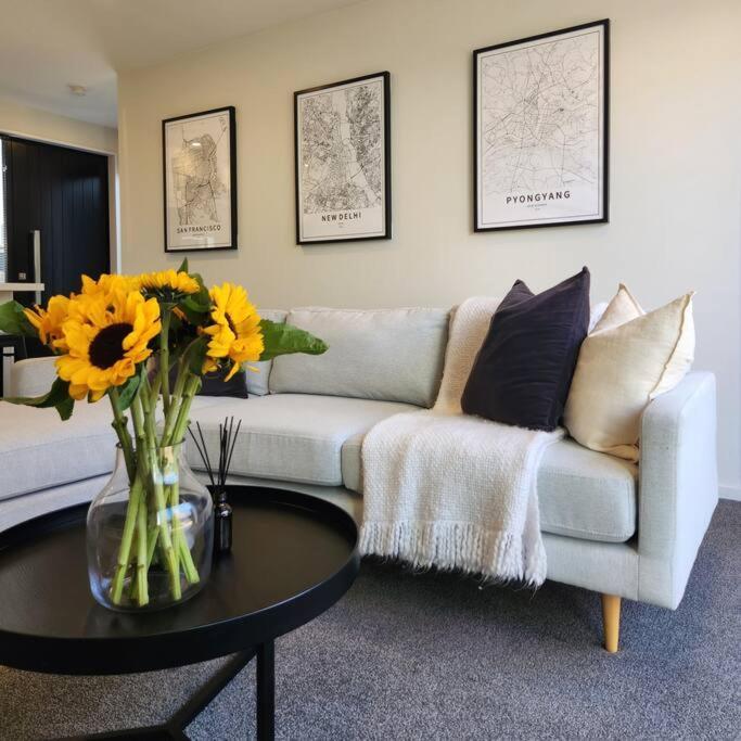 Central Home With Internal Garage - Close To Cbd! Christchurch Buitenkant foto